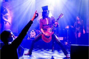The-Ultimate-Guns-N'Roses-Tribute-@ClassicRock-(25-12-2016)-(CLR_0664)