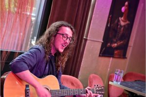 BenjaminDeGroot @Luck Café, Dinxperlo [AP4_0447w]